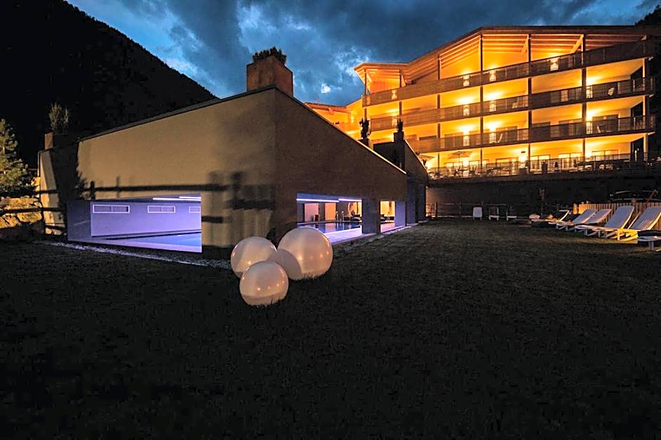 Aktiv & Familienhotel Adlernest