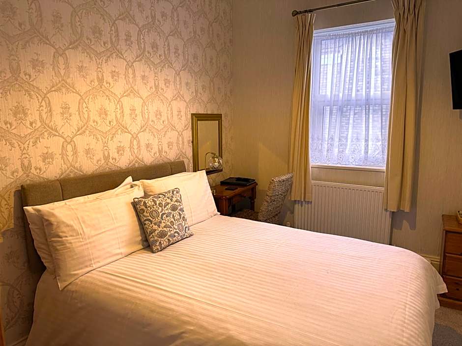 The Raincliffe Hotel