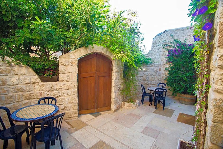 Artist Quarter Guesthouse B&B