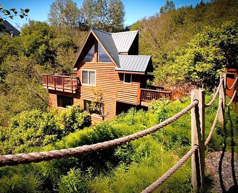 Alaska Adventure Cabins