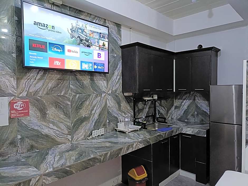 King Rapid Rise Hotel