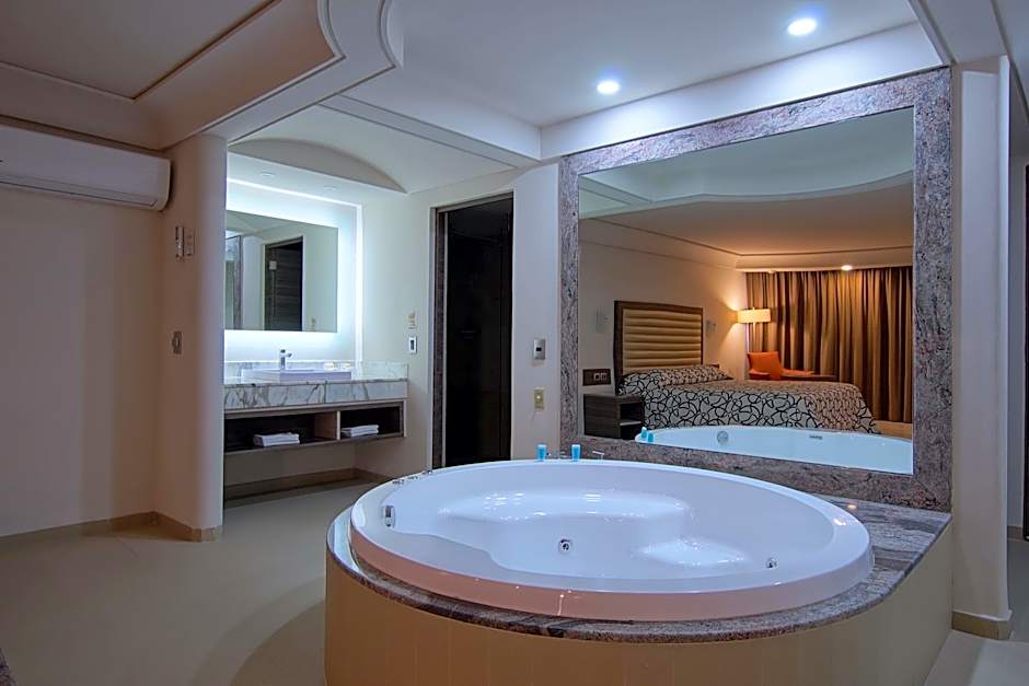 Econo Express Hotel