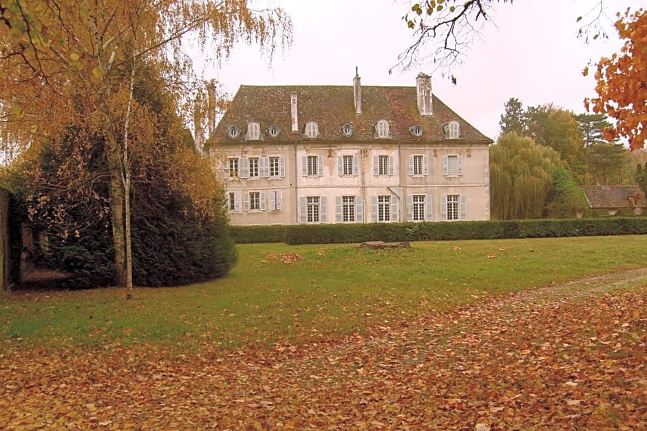 Château De Serrigny