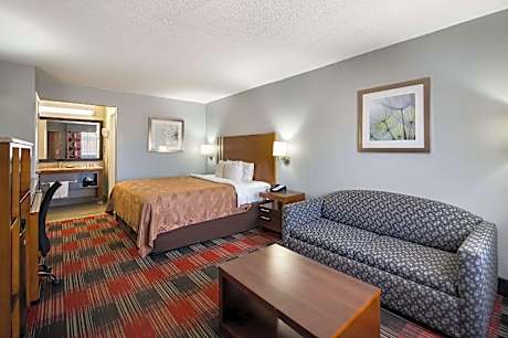 1 King Bed, Nonsmoking