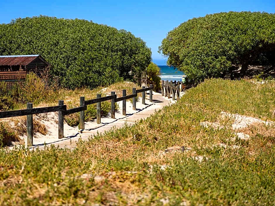 St Tropez Beachfront 101