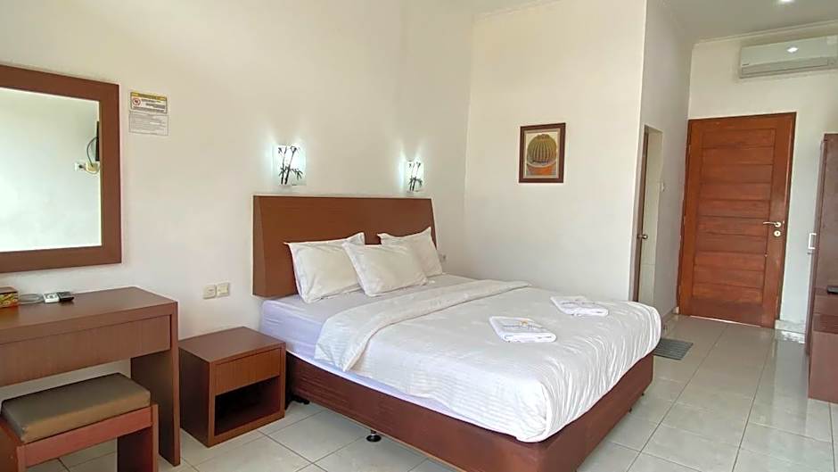 Rogate Beach Hotel