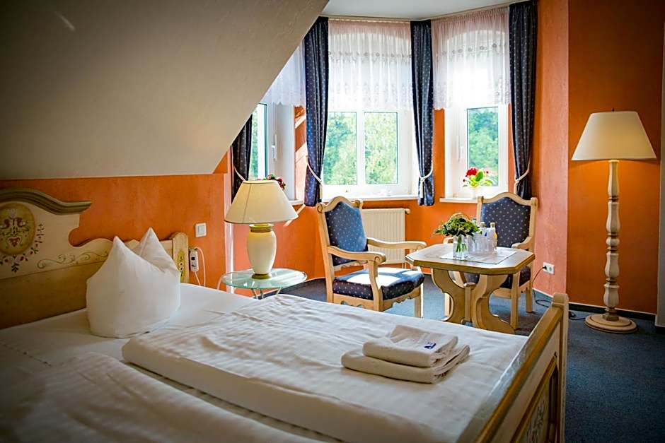 Hotel & Restaurant Waldschlosschen