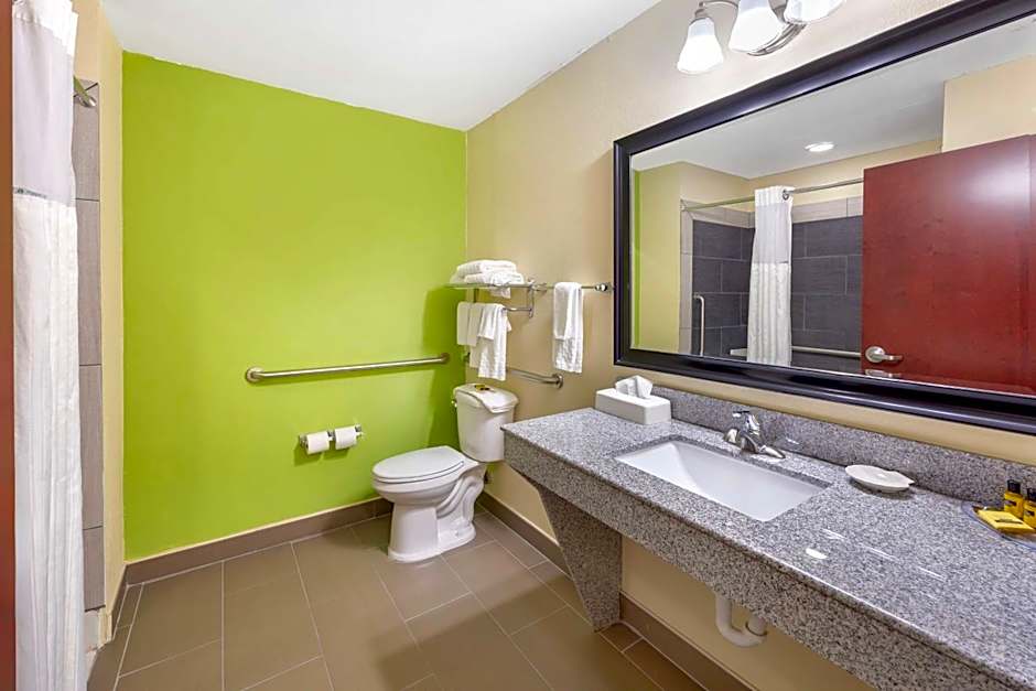 Best Western Plus Pratt