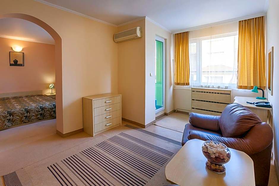 Family Hotel Central