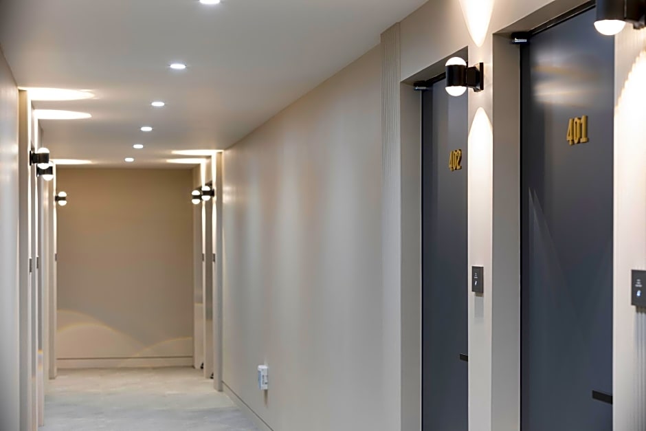 H Avenue Hotel Seomyeon Station