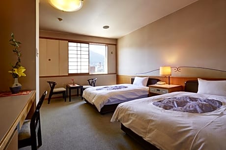Japanese-style Room (Beppu Bay Side) (8 tatami) (Sleeps 2) With Breakfast & Dinner
