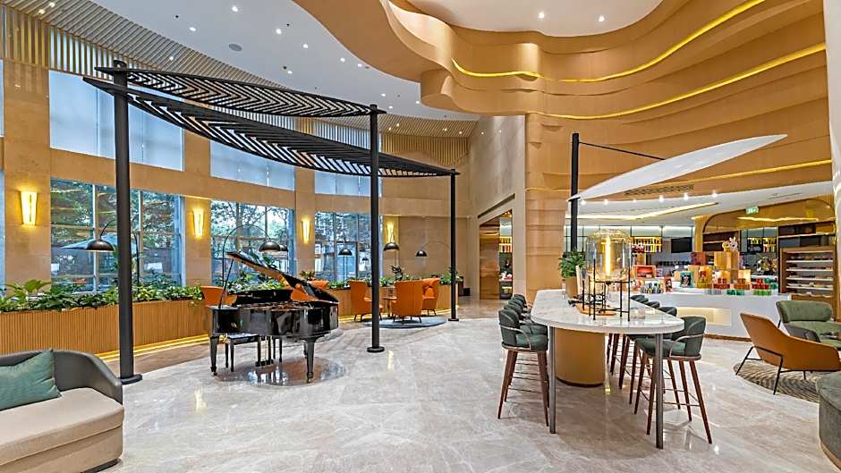 Holiday Inn Chongqing Guanyinqiao By IHG