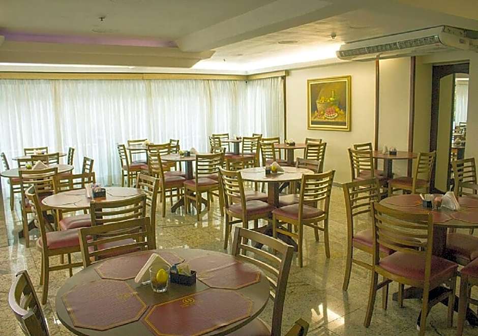 Dan Inn Express Porto Alegre - proximo a Orla do Guaiba - Reveillon 2024