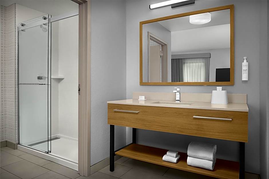 Hampton Inn By Hilton & Suites Phoenix Glendale-Westgate