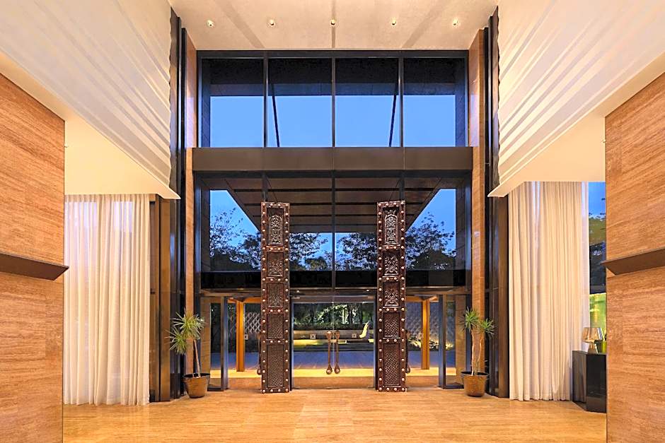 The Den Bengaluru, Lxr Hotels & Resorts