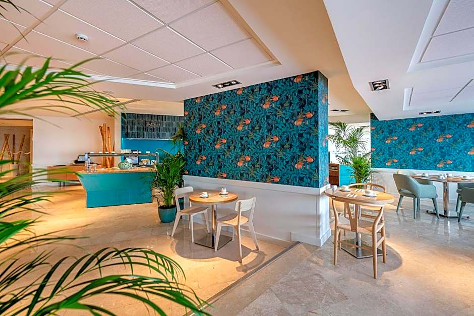 Sesimbra Oceanfront Hotel - Preferred Hotels and Resorts