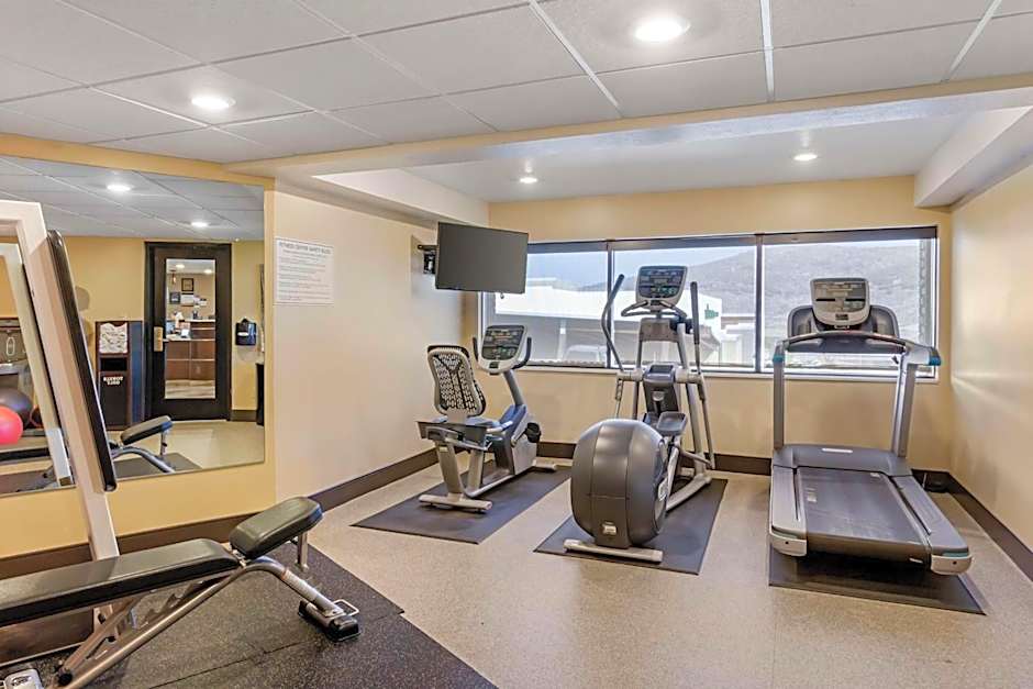 Best Western Plus Landmark Inn