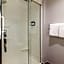 avid hotel Summerville By IHG