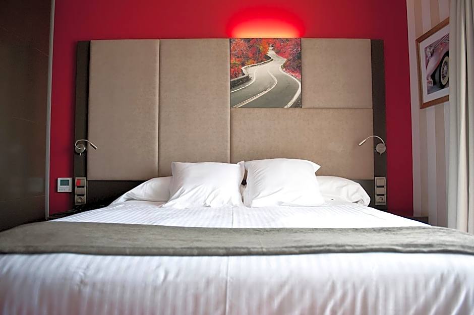 Costa Esmeralda Suites