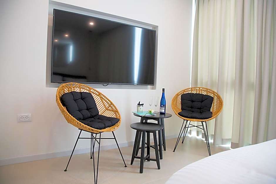 Suite Caesar - Neot Golf