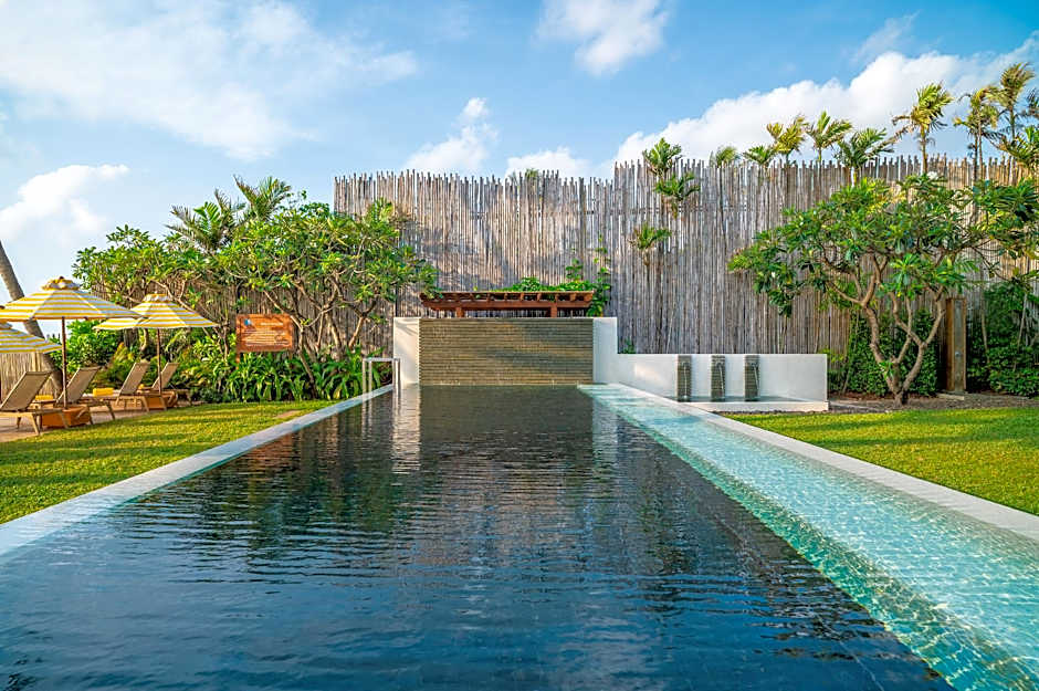 Buri Rasa Village Hotel