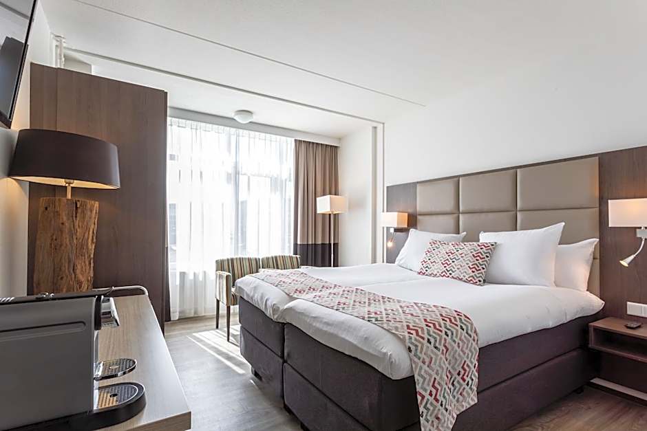 Strandhotel Westduin