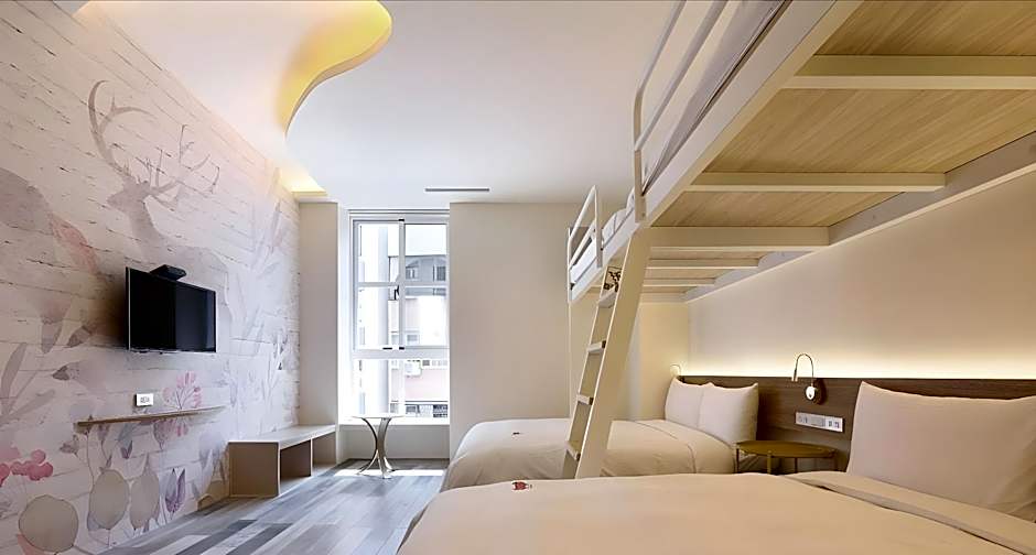 MINI HOTELS (Taichung Station Branch)