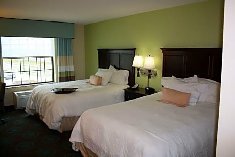 Queen Room with Two Queen Beds - Hearing Accessible - Non-Smoking