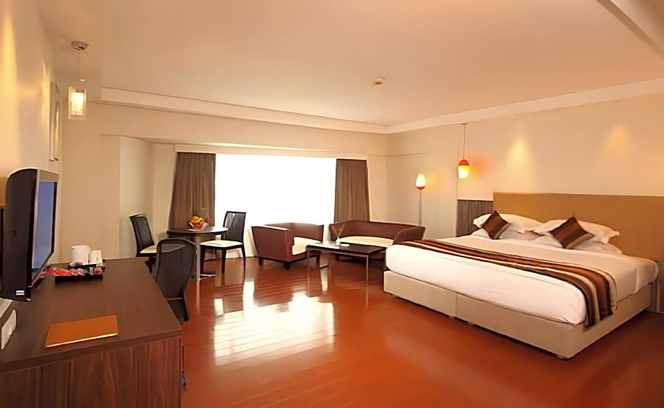 The Altruist Wagholi Hotel