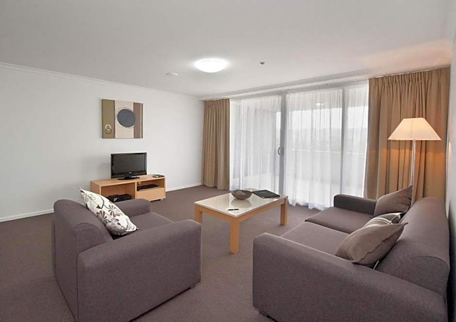 Edge Apartment Hotel