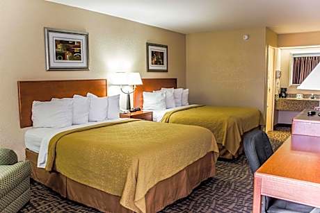 2 Queen Beds, Nonsmoking