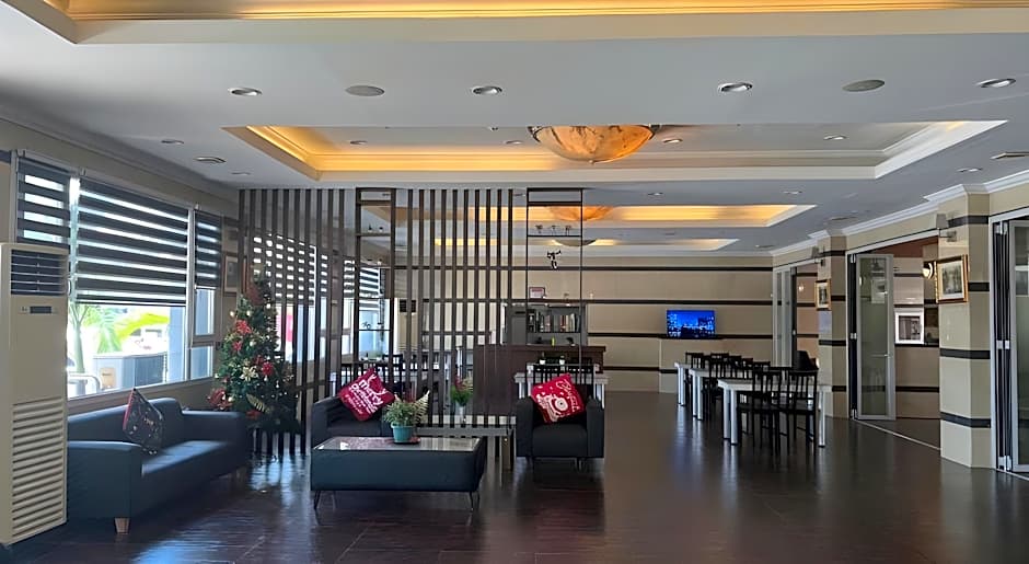 Townhouse Oak Vera Hotel Near Clark International Airport