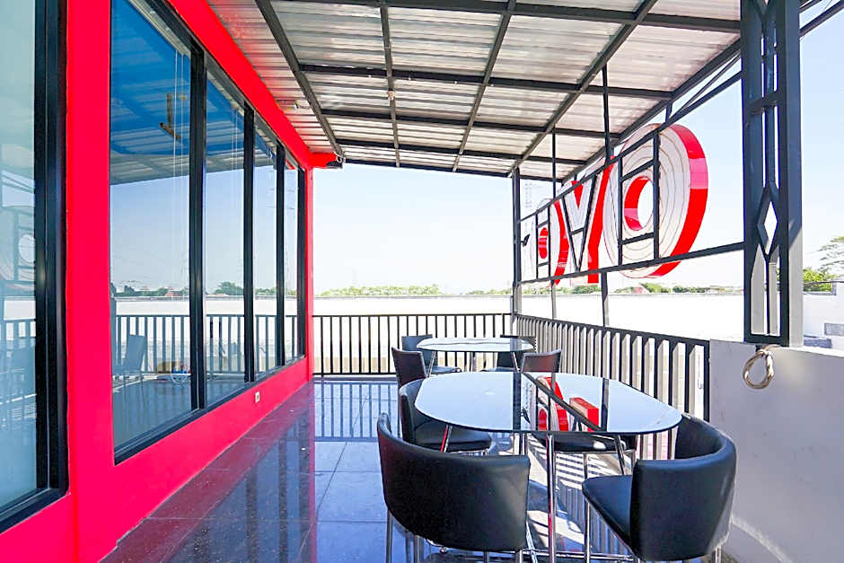 Hotel O Mojoanyar Near Terminal Bis Mojokerto