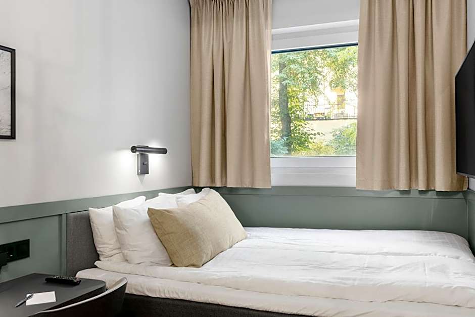 Best Western Hotel at 108