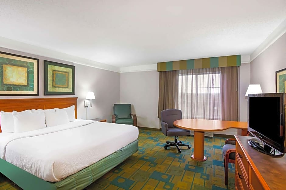 La Quinta by Wyndham Austin Southwest
