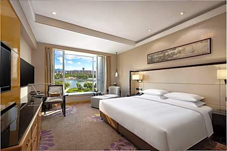 Deluxe Double Room with River View