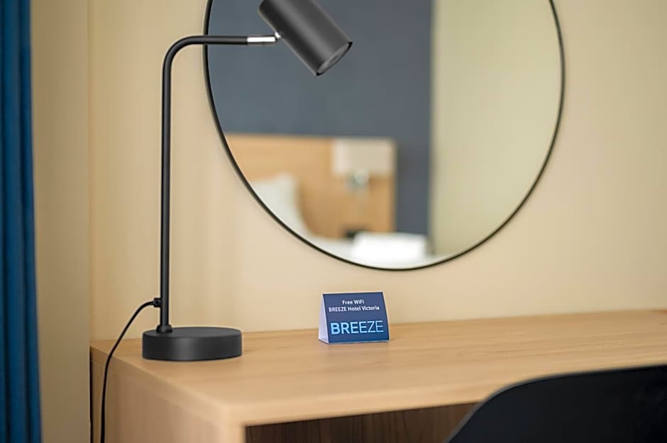 BREEZE Hotel Victoria - Self-Service