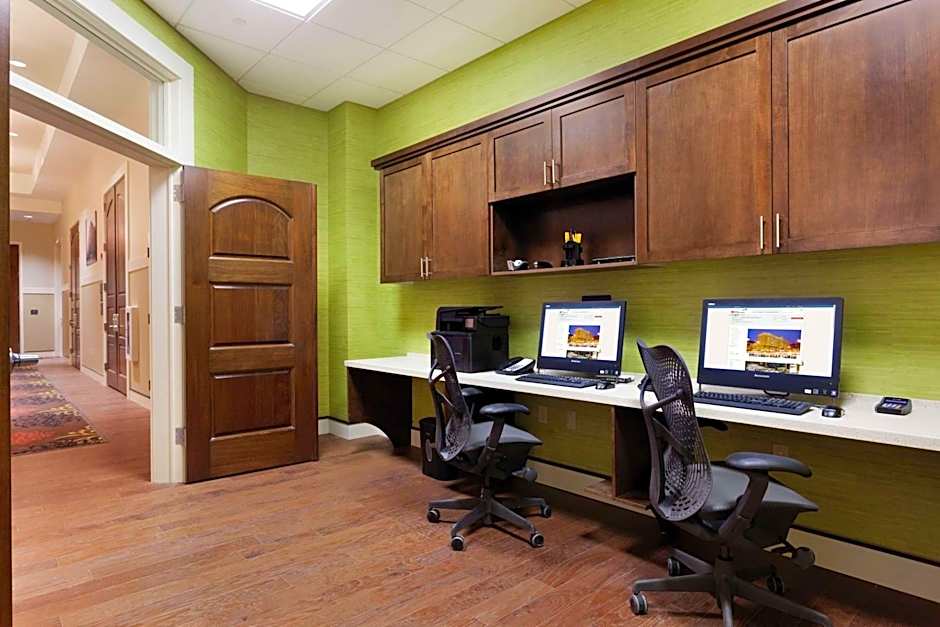 Hilton Garden Inn Rochester Downtown