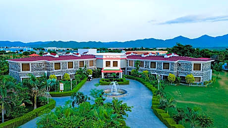 Sun Hotel and Resort