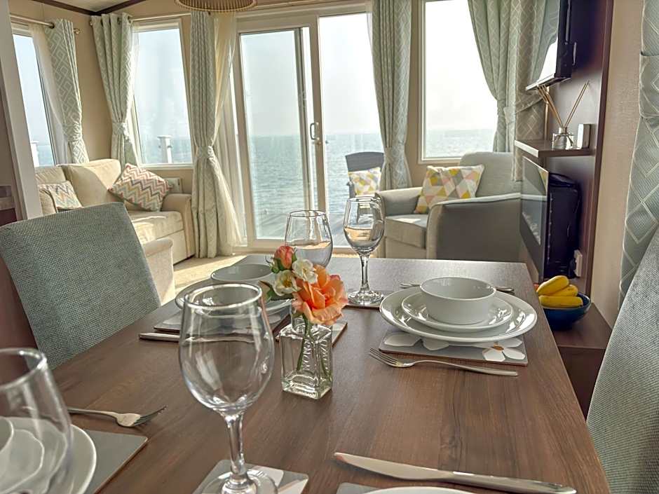 Pemberton Avon pitch 30 Creek Caravan Park dog friendly