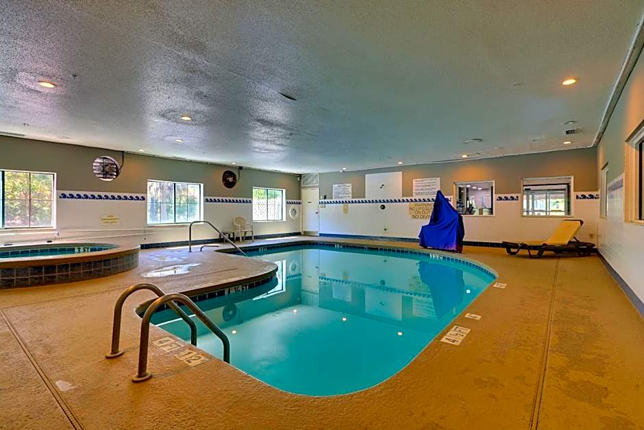 Country Inn & Suites by Radisson, Savannah Gateway, GA