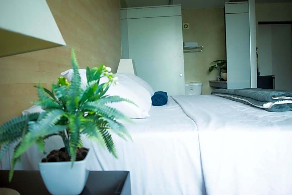 Giakor Suites - Gran Jardín