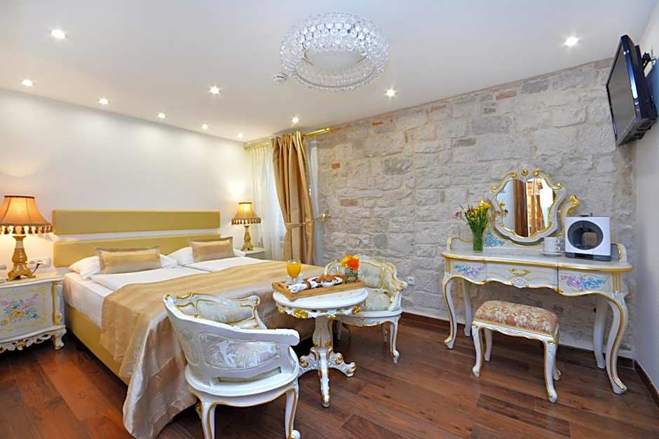 Jupiter Luxury Hotel