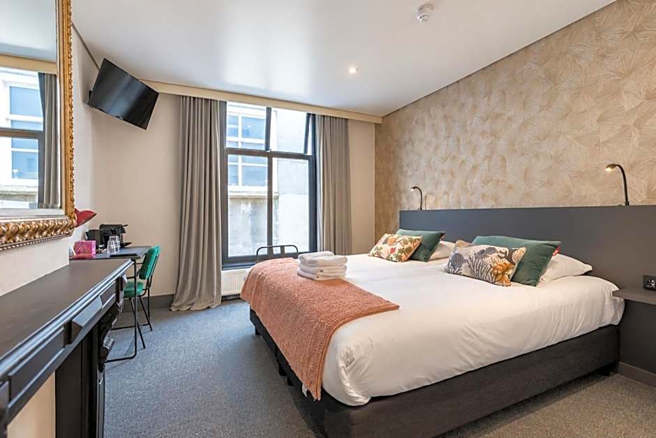 The Saints Sutor Hotel