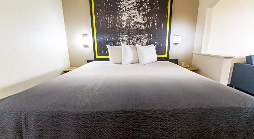 Super 8 by Wyndham Jasper TX