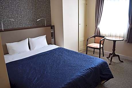 Double Room B - Smoking