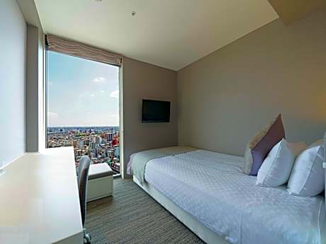 Superior Double Room - Non-Smoking - High Floor
