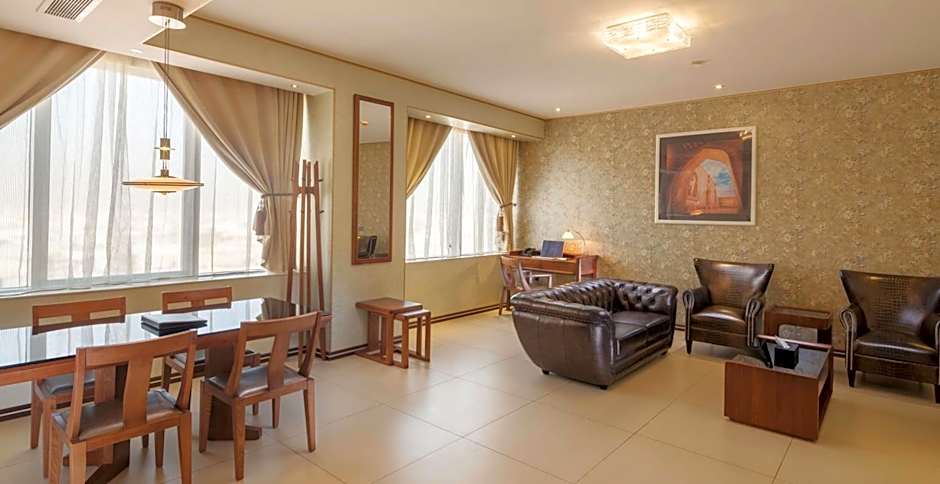 Al Ahsa Grand Serviced Apartment