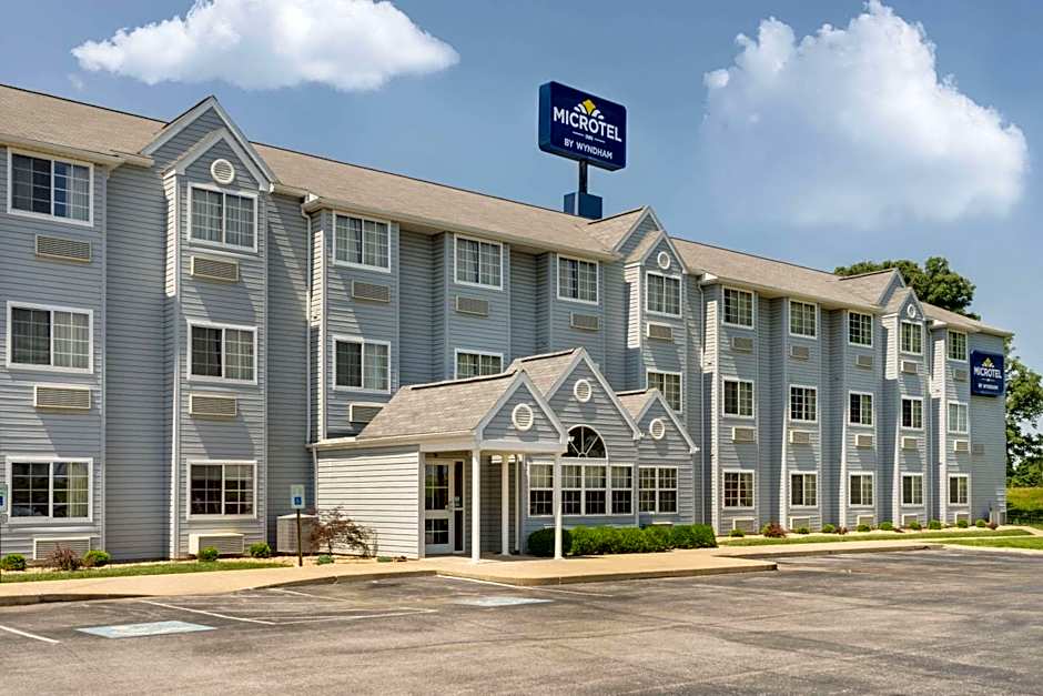 Microtel Inn & Suites by Wyndham Bowling Green