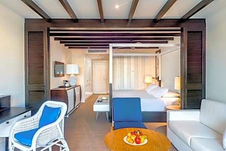 Junior Suite with Swim Up